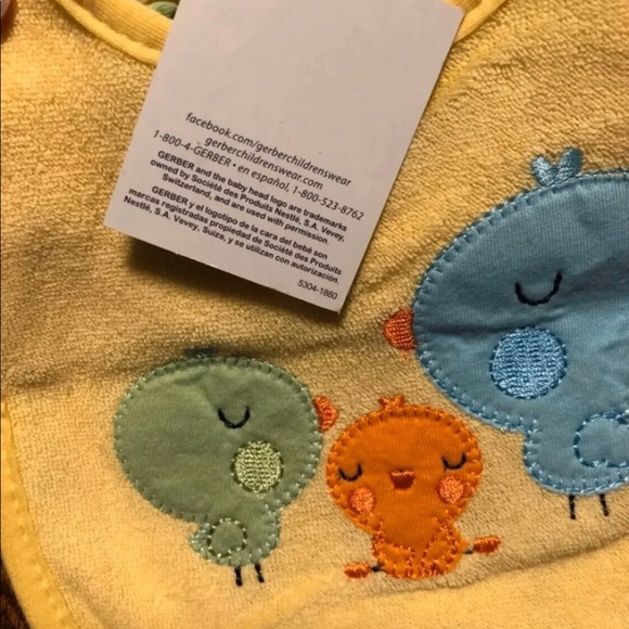 Baby Bibs - Picture 4 of 4